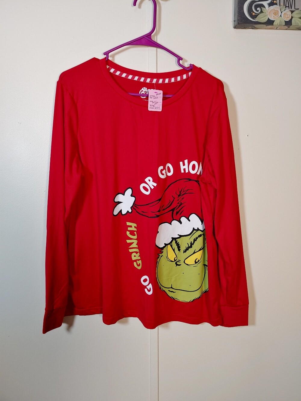 The Grinch Red Long Sleeve Nearly New Nightshirt It Is Size Large 12-14